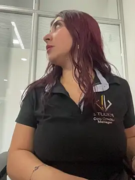 Nahomy Benett online show from 03/01/26, 11:34