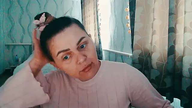 Snapshot of MagicKatarina_ chatting on 02/18/26, 06:09 MagicKatarina online show from 02/18/26, 06:09