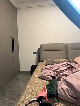 liubaobao666 online show from 04/07/26, 03:01