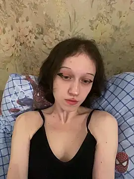 Snapshot of AliceVane chatting on 02/19/26, 08:43 AliceVane online show from 02/19/26, 08:43