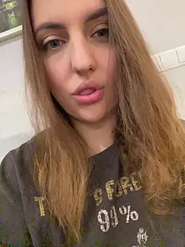 AliceDesmee online show from 02/22/26, 08:51