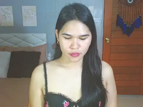 Snapshot of alianabrooks chatting on 02/09/26, 04:05 alianabrooks online show from 02/09/26, 04:05