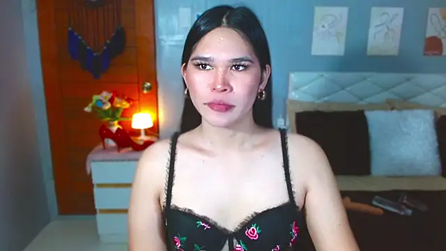 Snapshot of alianabrooks chatting on 03/03/26, 12:17 alianabrooks online show from 03/03/26, 12:17