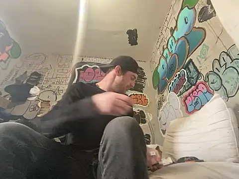 gothboiplzty online show from 03/17/26, 09:40