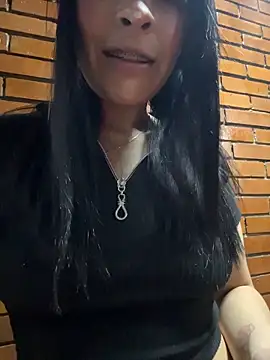 Snapshot of cristal__violetaa chatting on 02/13/26, 03:13 cristal violetaa online show from 02/13/26, 03:13