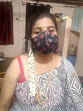 Snapshot of Madhusri_Tamil_Telugu chatting on 04/18/26, 04:11 Madhusri Tamil Telugu online show from 04/18/26, 04:11