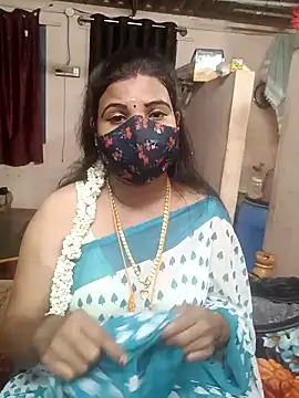 Snapshot of Madhusri_Tamil_Telugu chatting on 04/20/26, 10:11 Madhusri Tamil Telugu online show from 04/20/26, 10:11