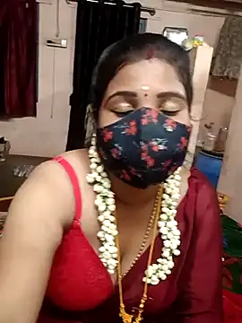 Snapshot of Madhusri_Tamil_Telugu chatting on 04/26/26, 01:20 Madhusri Tamil Telugu online show from 04/26/26, 01:20