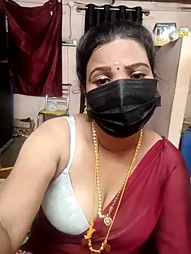 Snapshot of Madhusri_Tamil_Telugu chatting on 05/07/26, 04:23 Madhusri Tamil Telugu online show from 05/07/26, 04:23