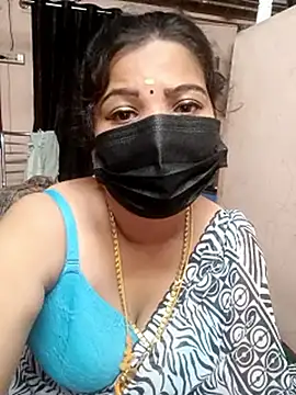 Snapshot of Madhusri_Tamil_Telugu chatting on 05/10/26, 02:28 Madhusri Tamil Telugu online show from 05/10/26, 02:28