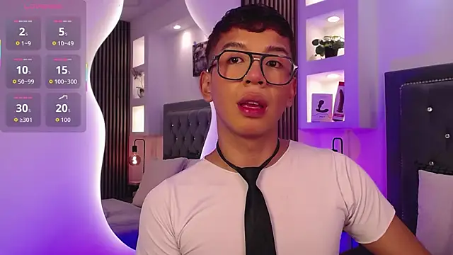 Fancy Vixen online show from 04/15/26, 03:57