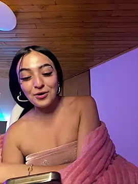 Snapshot of Valery_pink18 chatting on 02/15/26, 08:13 Valery pink18 online show from 02/15/26, 08:13