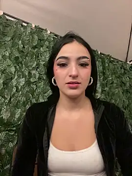 Snapshot of Valery_pink18 chatting on 02/27/26, 03:50 Valery pink18 online show from 02/27/26, 03:50