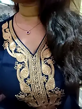 Snapshot of PARI51 chatting on 02/28/26, 08:43 PARI51 online show from 02/28/26, 08:43