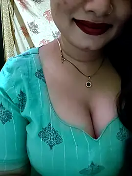Snapshot of PARI51 chatting on 05/10/26, 07:52 PARI51 online show from 05/10/26, 07:52