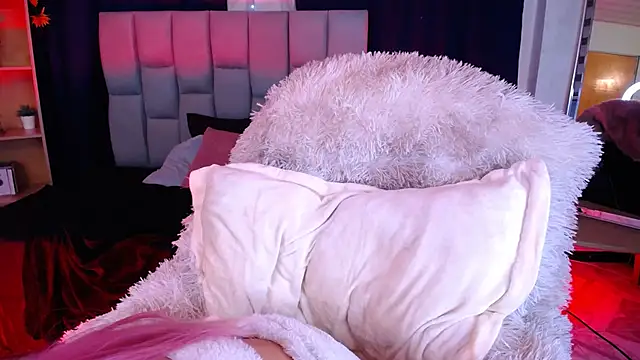 Snapshot of Allissoon_ chatting on 02/11/26, 11:37 Allissoon online show from 02/11/26, 11:37