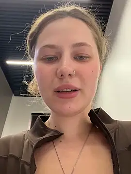 AsynaYuuki online show from 02/26/26, 06:51