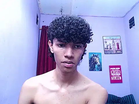 bigcock twinks online show from 03/13/26, 12:17