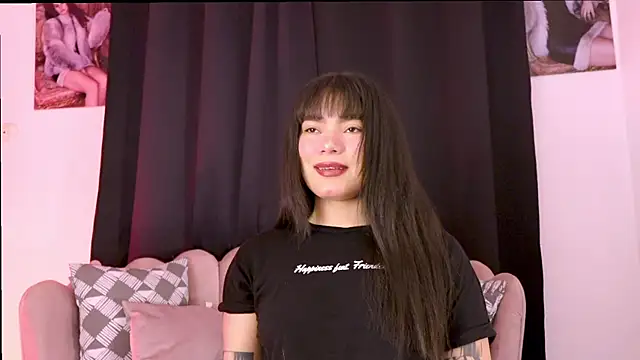 dakotacollins  online show from 05/19/26, 02:29