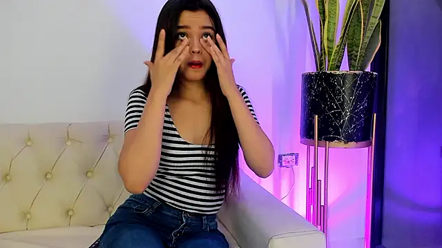 liorah wolf online show from 02/13/26, 07:54