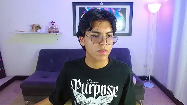 Snapshot of Maecum18 chatting on 02/26/26, 09:03 Maecum18 online show from 02/26/26, 09:03