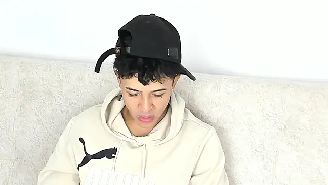 Snapshot of _Alex_Colton chatting on 02/07/26, 10:24 Alex Colton online show from 02/07/26, 10:24