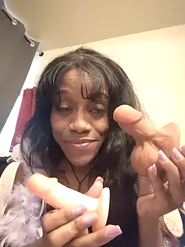 Snapshot of NatalieGainer_goodies chatting on 02/05/26, 03:55 NatalieGainer goodies online show from 02/05/26, 03:55