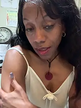 NatalieGainer goodies online show from 04/17/26, 12:46