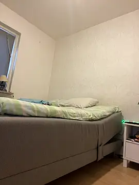 Snapshot of eva_luz chatting on 02/01/26, 01:42 eva luz online show from 02/01/26, 01:42