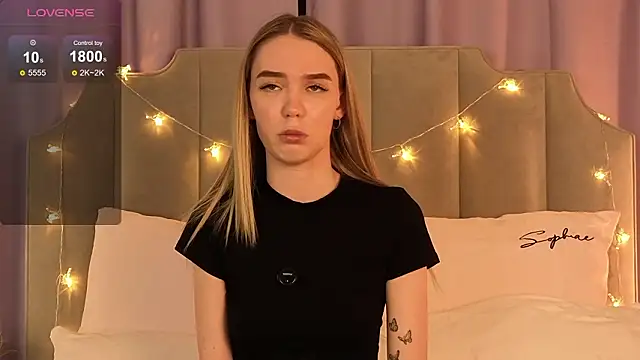 NikkiRyx online show from 02/04/26, 05:41