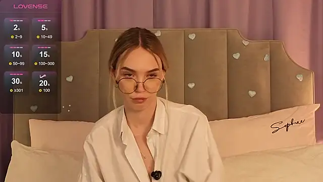 NikkiRyx online show from 02/17/26, 04:02