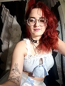 Snapshot of Persefoha chatting on 04/28/26, 11:54 Persefoha online show from 04/28/26, 11:54