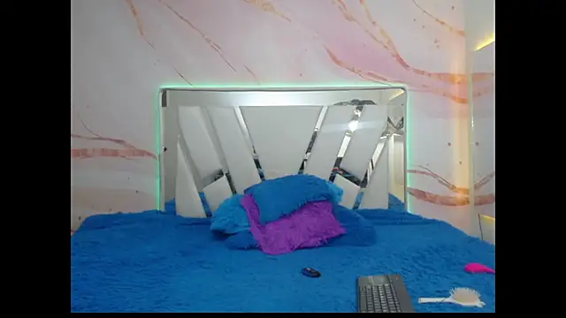 Snapshot of MayteLove chatting on 02/21/26, 06:36 MayteLove online show from 02/21/26, 06:36