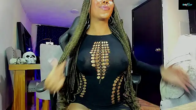 Snapshot of PilarBigCockxxx chatting on 10/16/25, 08:15 PilarBigCockxxx online show from 10/16/25, 08:15