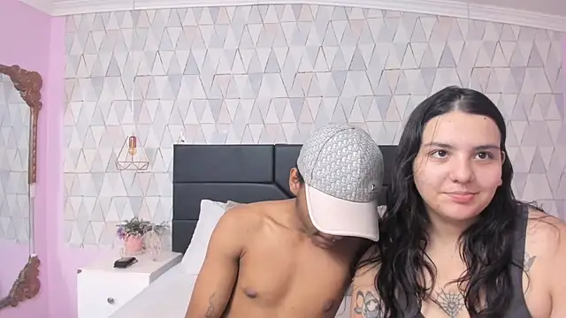 dafne and erick  online show from 07/02/26, 09:43