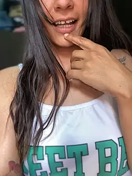 Snapshot of Esperanza_GS chatting on 08/04/26, 06:54 Esperanza GS online show from 08/04/26, 06:54