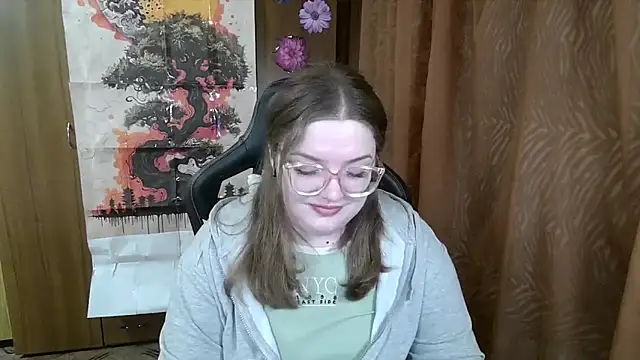 Teasing Dora online show from 04/07/26, 11:15