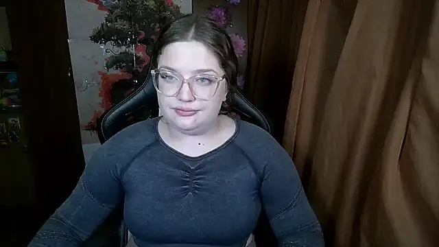 Teasing Dora online show from 04/17/26, 08:12