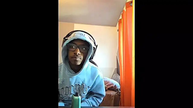 hormoneactivated online show from 02/08/26, 06:11