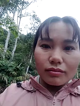 Hoa-haiduong online show from 02/11/26, 12:15