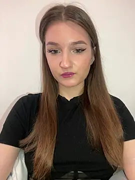 Green eyes lady online show from 02/13/26, 10:55