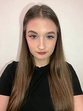 Green eyes lady online show from 07/10/26, 05:37