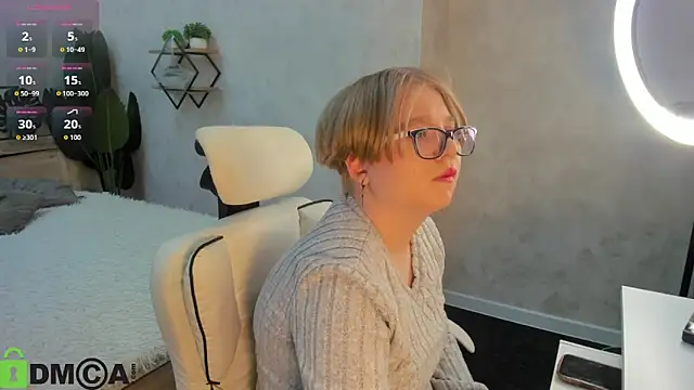 Lauraaa Smith online show from 02/25/26, 07:18