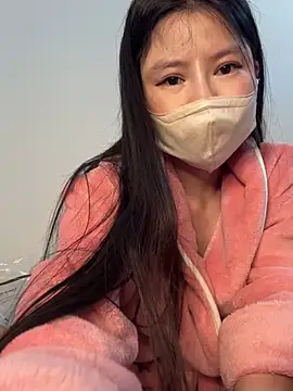 Snapshot of wang1472581 chatting on 02/06/26, 03:37 wang1472581 online show from 02/06/26, 03:37