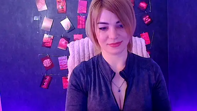 CuttieEmma online show from 03/19/26, 06:39