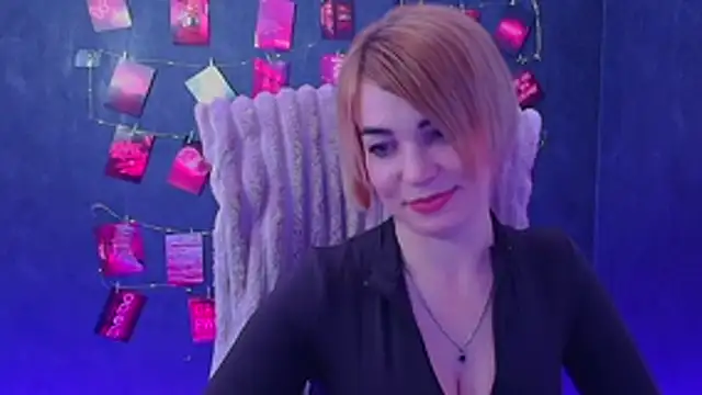 CuttieEmma online show from 04/10/26, 06:12