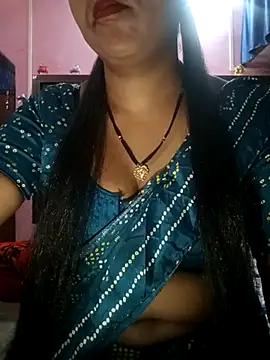 Snapshot of Alka_sexy56 chatting on 02/24/26, 03:32 Alka sexy56 online show from 02/24/26, 03:32