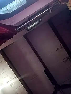 Snapshot of Alka_sexy56 chatting on 02/26/26, 07:40 Alka sexy56 online show from 02/26/26, 07:40