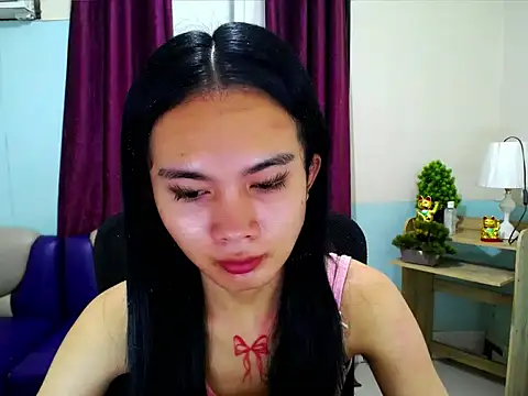 Snapshot of devine_goddess chatting on 05/14/26, 05:42 devine goddess online show from 05/14/26, 05:42