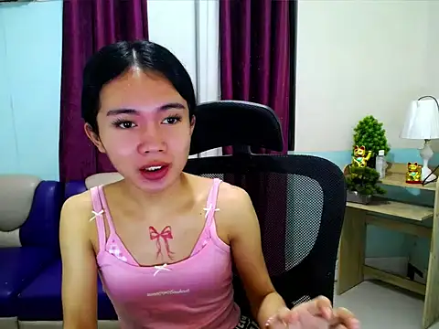 Snapshot of devine_goddess chatting on 05/16/26, 07:56 devine goddess online show from 05/16/26, 07:56